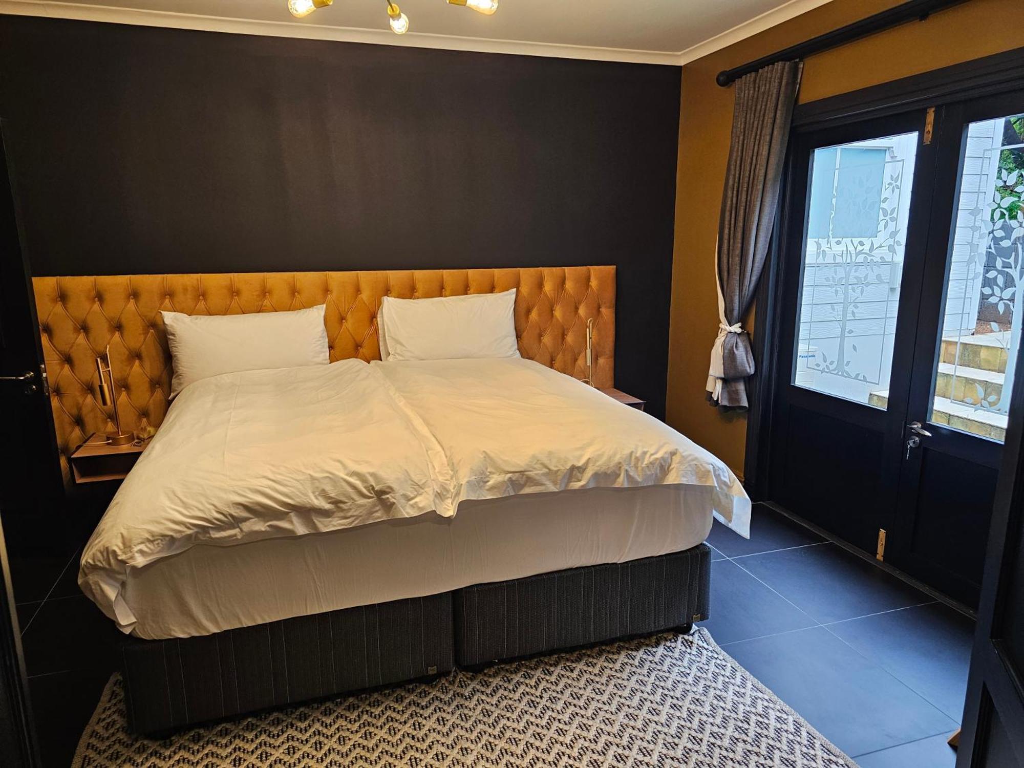 Die Heerenhuys Guest Suites Stellenbosch Exteriér fotografie